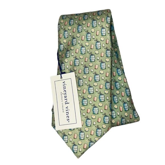 Vineyard Vines Kegs & Eggs Green Tie 1T0514 NWT - Picture 1 of 5
